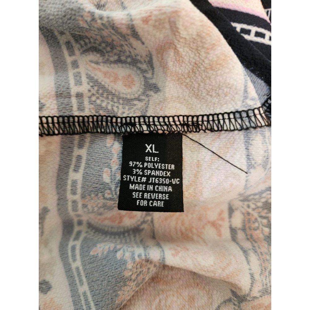 Vici Floral Bohemian Style Top Size XL - Picture 7 of 9